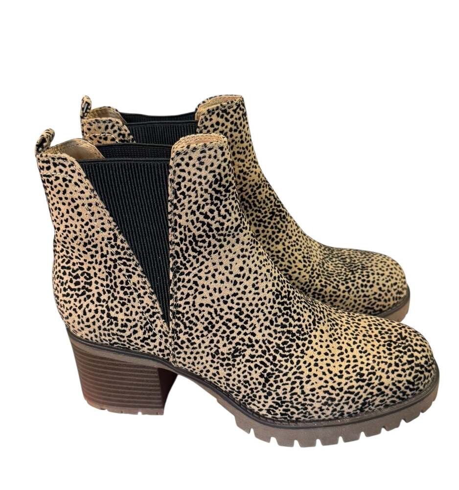 Altar'd State Cheetah Animal Print Chelsea Chunky Heel Booties